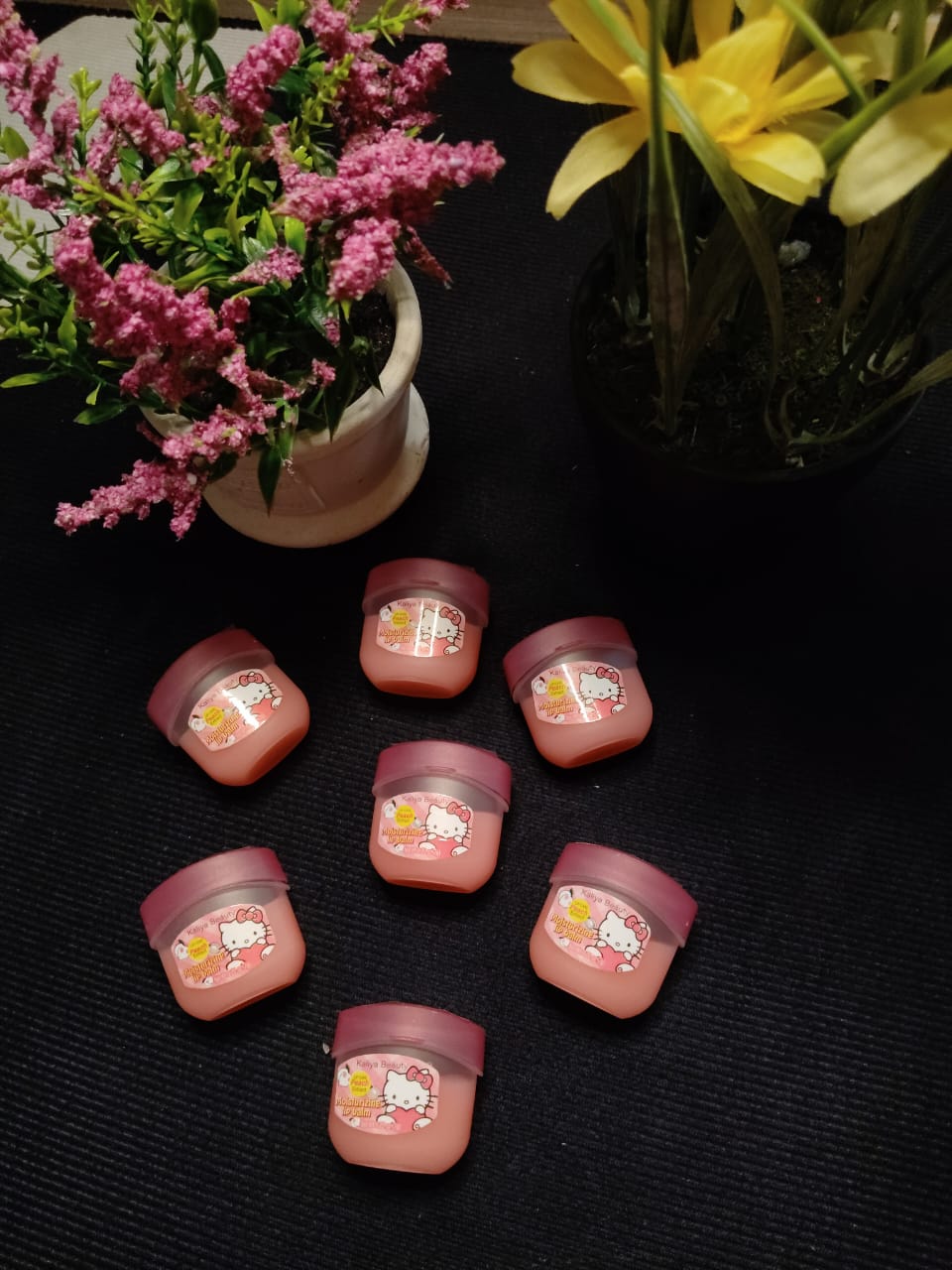 VASELINA LABIAL HELLO KITTY DURAZNO – KALIYA BEAUTY