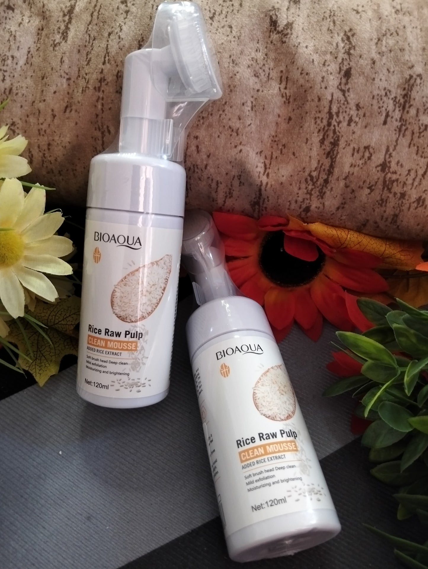 RICE RAW PULP BIOAQUA – ESPUMA LIMPIADORA FACIAL CON CEPILLO INTEGRADO