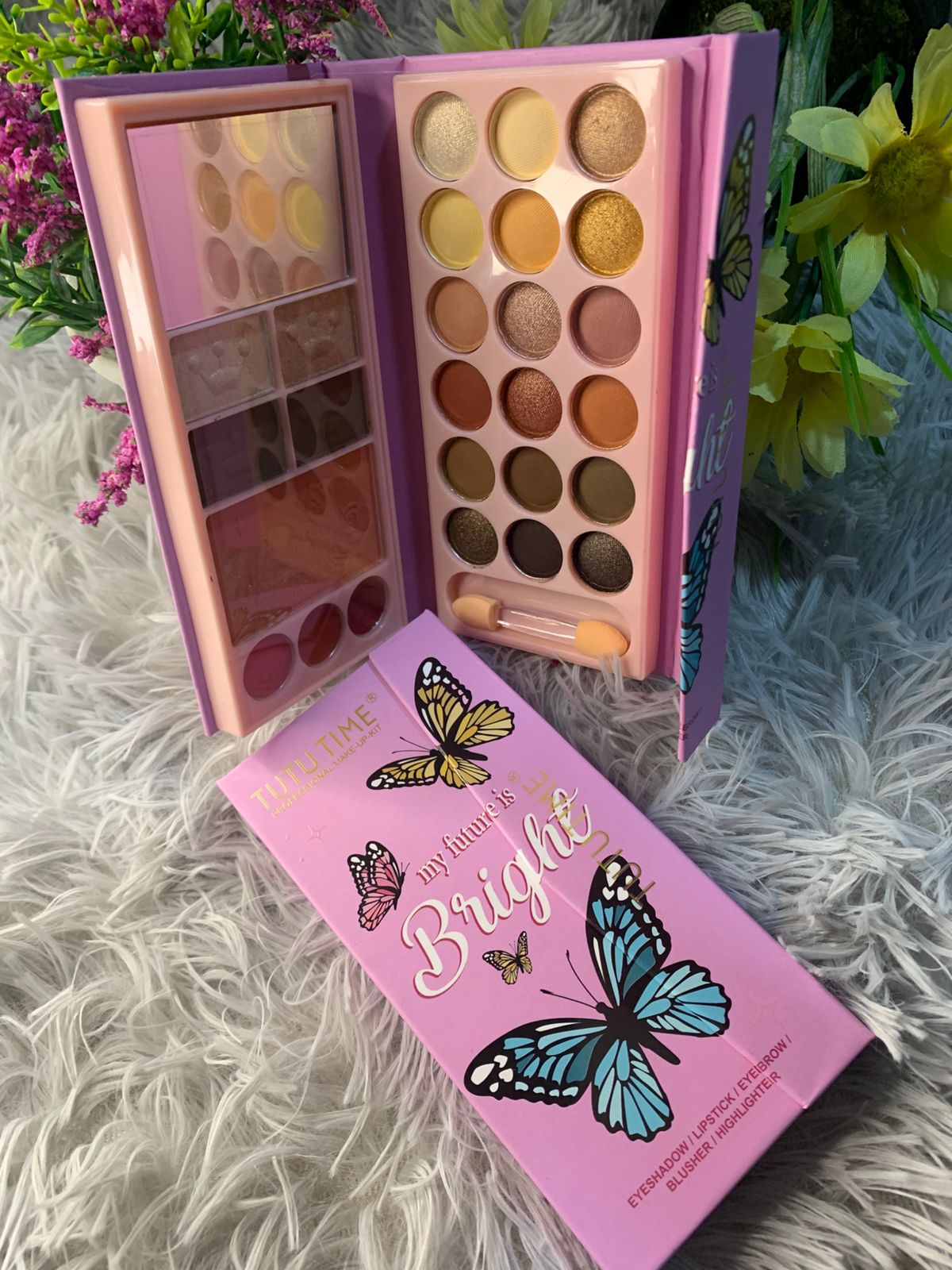 TUTU TIME™ AWESOME BEAUTY – SET DE MAQUILLAJE DE FANTASÍA CON 24 TONOS