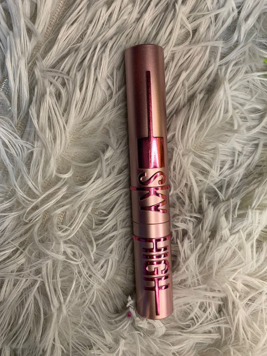 MÁSCARA DE PESTAÑAS SKY HIGH - VOLUMEN EXTREMO Y ALARGAMIENTO VERTICAL