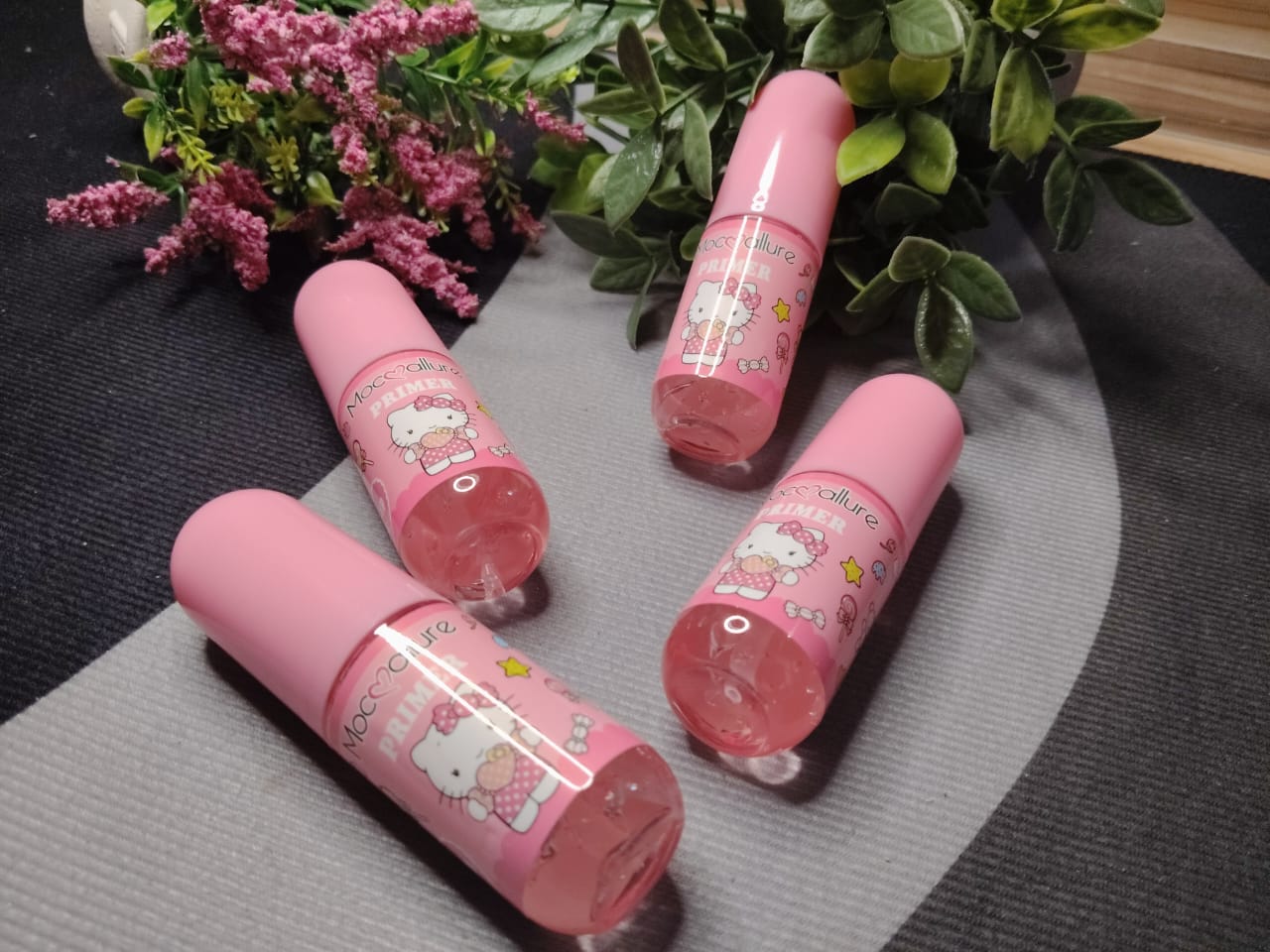 PRIMER FACIAL HELLO KITTY & KUROMI – MOCALLURE