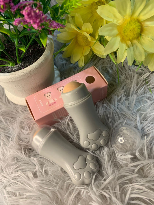 PIEDRA VOLCANICA DE ABSORCION DE GRASA FACIAL MANO DE GATITO